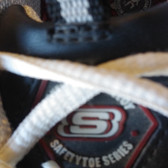 Women's Skechers black & white light weight safety toe work slip resistant shoe - Picture 6 of 7